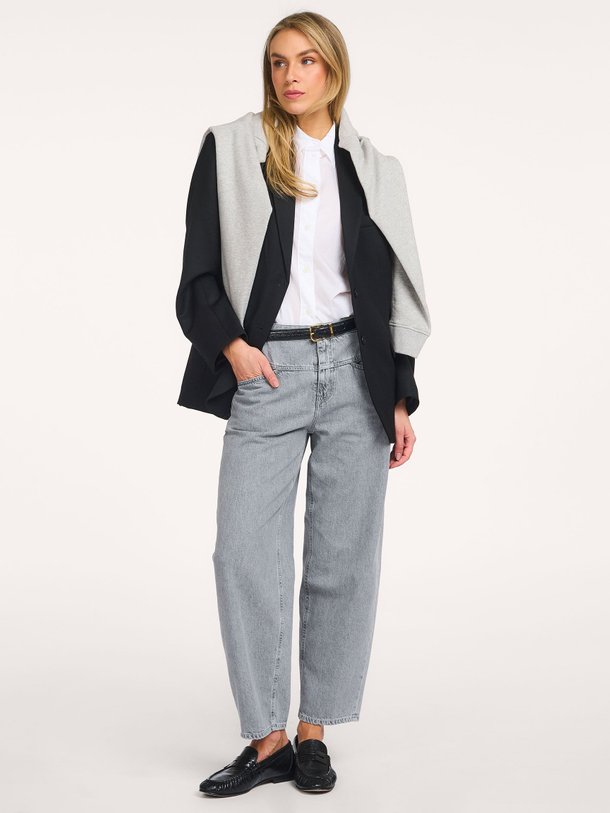 Ontdek de Stover X, high waist relaxed fit stretch jeans van Closed bij Orangebag. Op werkdagen voor 21:45 besteld, morgen in huis.