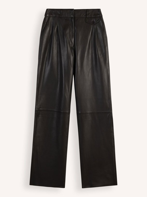 Ontdek de Ripley lederen wide leg broek van Alter Ego in de kleur donkerbruin bij Orangebag. Op werkdagen voor 21:45 besteld, morgen in huis.