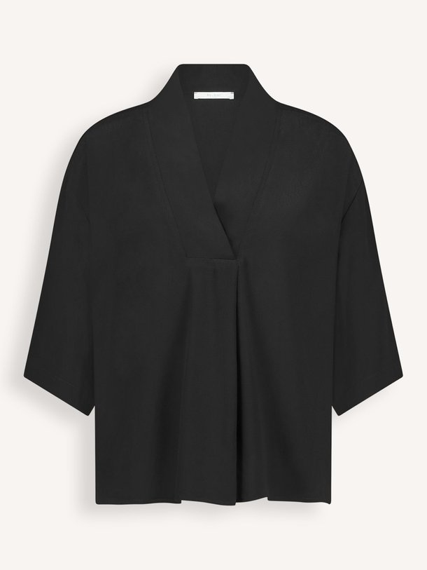 Ontdek de Owen eco vero viscose top van By-Bar in de kleur zwart bij Orangebag. Op werkdagen voor 21:45 besteld, morgen in huis.
