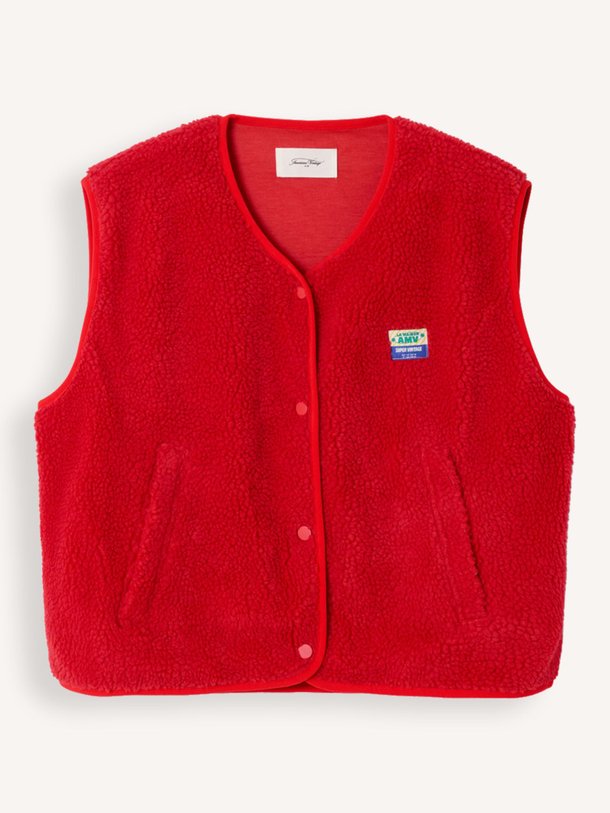 Ontdek de Hoktown geweven teddy gilet van American Vintage in de kleur Rood bij Orangebag. Op werkdagen voor 21:45 besteld, morgen in huis.