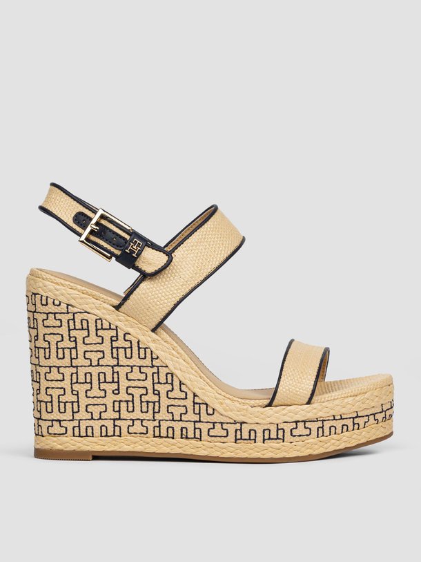 Ontdek de Raffia sleehakken met dessin van Tommy Hilfiger in de kleur ecru bij Orangebag. Op werkdagen voor 21:45 besteld, morgen in huis.