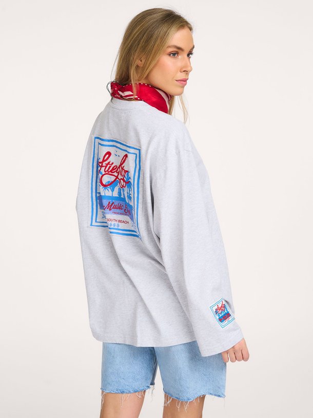 Ontdek de Itala katoenen oversized longsleeve van Stieglitz in de kleur Grijs bij Orangebag. Op werkdagen voor 21:45 besteld, morgen in huis.