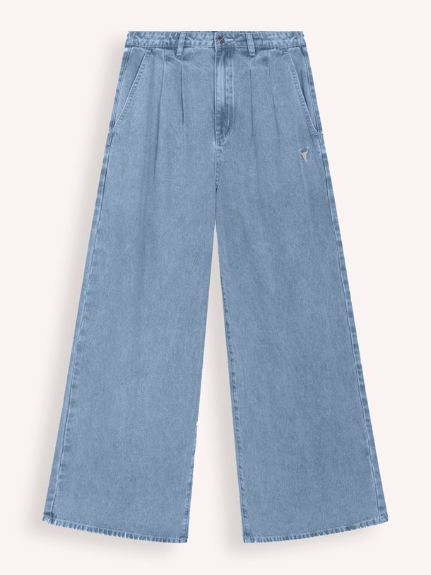 Ontdek de High waist wide leg non-stretch jeans van Alix The Label in de kleur Blauw bij Orangebag. Op werkdagen voor 21:45 besteld, morgen in huis.
