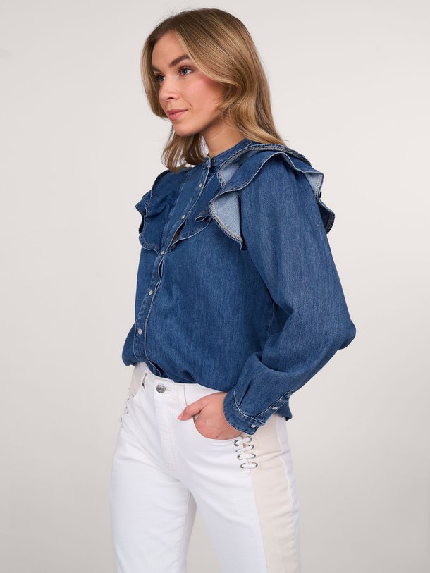 Ontdek de Denim blouse met ruches van Summum in de kleur blauw bij Orangebag. Op werkdagen voor 21:45 besteld, morgen in huis.
