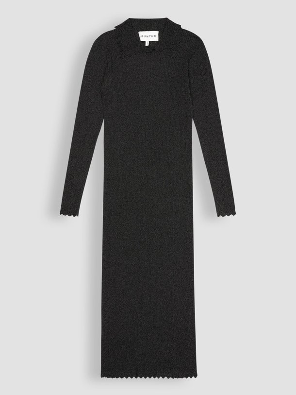 Ontdek de Elissa viscosemix jurk met lurex van Munthe in de kleur zwart bij Orangebag. Op werkdagen voor 21:45 besteld, morgen in huis.