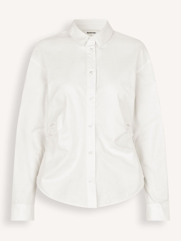 Ontdek de Sioban organic cottonmix blouse van Modstrom in de kleur Off-white bij Orangebag. Op werkdagen voor 21:45 besteld, morgen in huis.