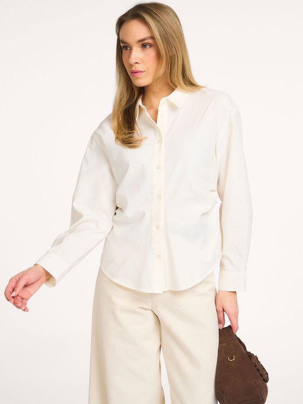 Ontdek de Sioban organic cottonmix blouse van Modstrom in de kleur Off-white bij Orangebag. Op werkdagen voor 21:45 besteld, morgen in huis.