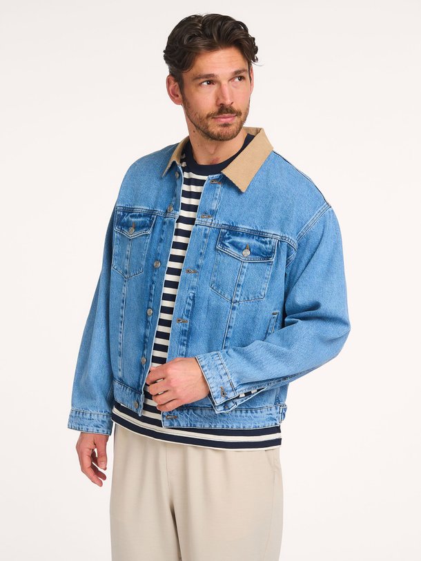 Ontdek de Roy denim jack van NN.07 in de kleur Blauw bij Orangebag. Op werkdagen voor 21:45 besteld, morgen in huis.