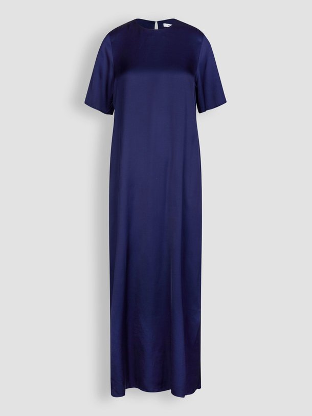 Ontdek de Sadenise viscose maxi jurk van Samsoe Samsoe in de kleur donkerblauw bij Orangebag. Op werkdagen voor 21:45 besteld, morgen in huis.
