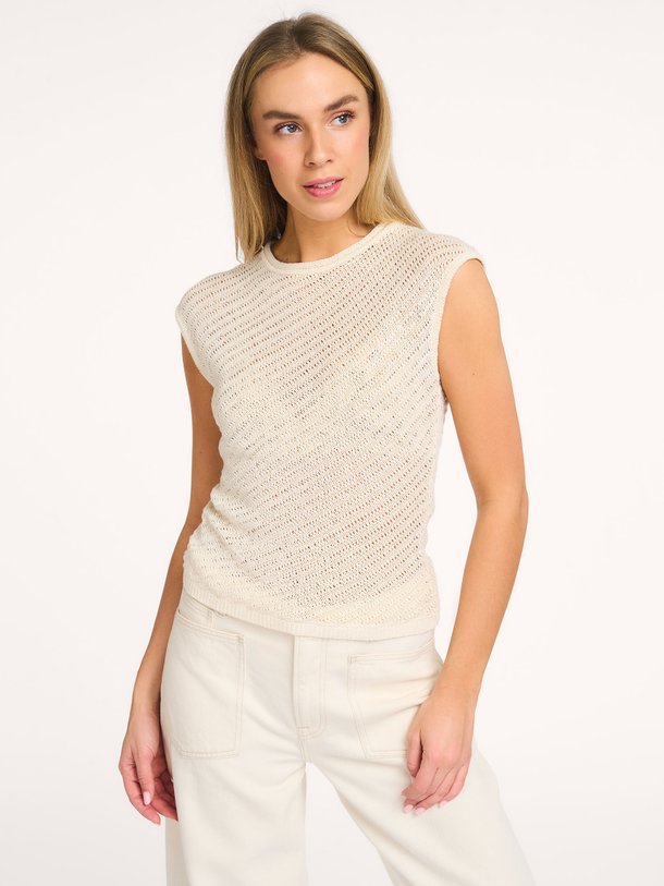 Ontdek de Sairene organic cotton mix top van Samsoe Samsoe in de kleur Off-white bij Orangebag. Op werkdagen voor 21:45 besteld, morgen in huis.