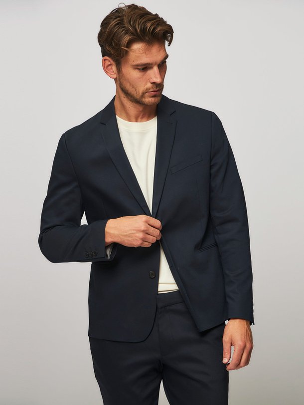 Ontdek de Hurley katoenmix stretch blazer van Drykorn in de kleur donkerblauw bij Orangebag. Op werkdagen voor 21:45 besteld, morgen in huis.