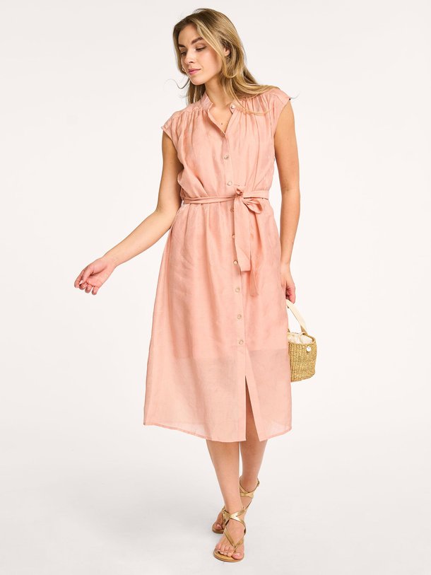 Ontdek de Cuba lyocellmix jurk met lurex van Suncoo in de kleur poeder bij Orangebag. Op werkdagen voor 21:45 besteld, morgen in huis.