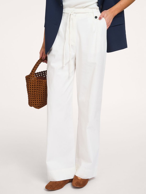Ontdek de Katoenmix broek van Yaya in de kleur Off-white bij Orangebag. Op werkdagen voor 21:45 besteld, morgen in huis.