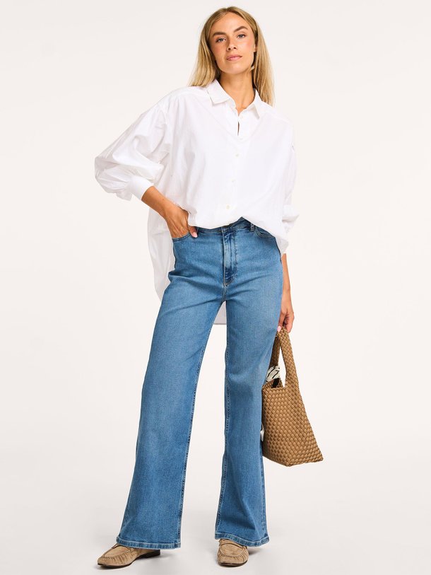 Ontdek de Lina high waist wide leg jeans van By-Bar in de kleur blauw bij Orangebag. Op werkdagen voor 21:45 besteld, morgen in huis.