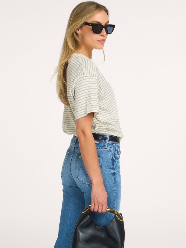 Ontdek de CADE TEE van Anine Bing bij Orangebag. Op werkdagen voor 21:45 besteld, morgen in huis.