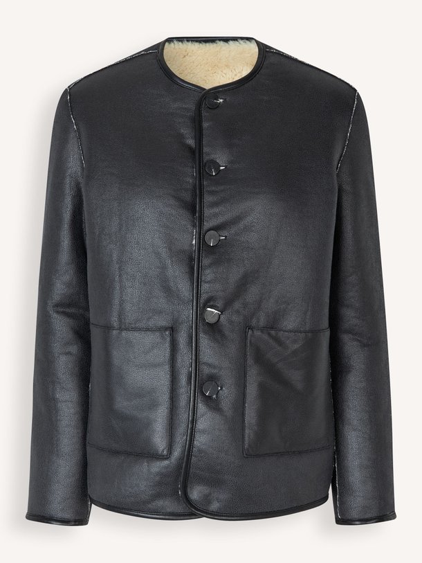 Ontdek de Ravina leatherlook reversible teddy jack van Second Female in de kleur zwart bij Orangebag. Op werkdagen voor 21:45 besteld, morgen in huis.