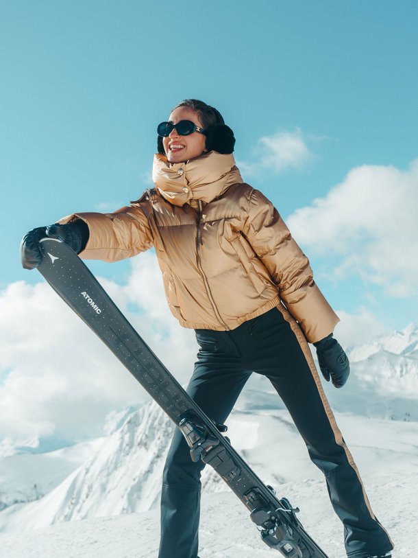Ontdek de Golden Edge technische ski broek van Goldbergh in de kleur zwart bij Orangebag. Op werkdagen voor 21:45 besteld, morgen in huis.