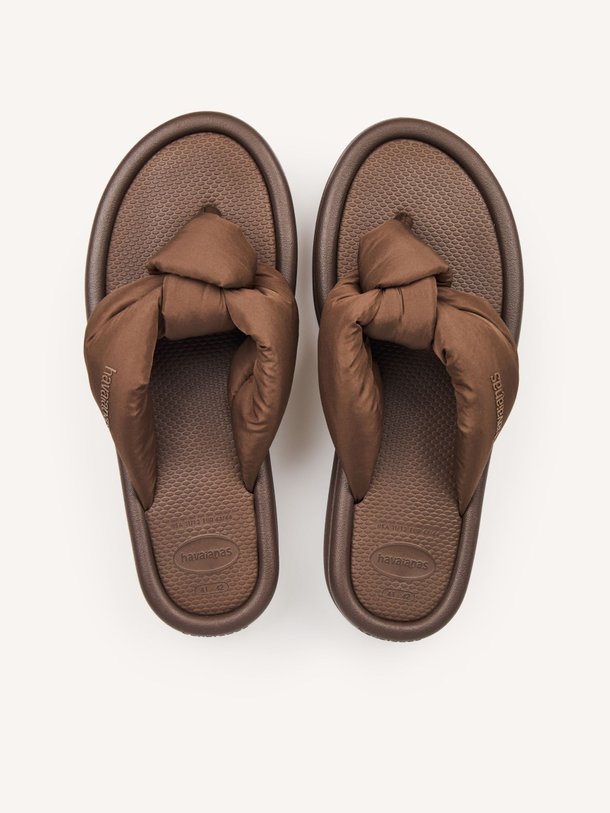 Ontdek de HAV. OVER PUFFED UP van Havaianas bij Orangebag. Op werkdagen voor 21:45 besteld, morgen in huis.