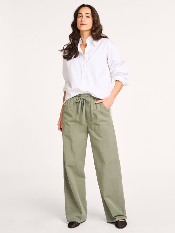 Ontdek de Aurora katoenmix broek van Citizens of Humanity in de kleur groen bij Orangebag. Op werkdagen voor 21:45 besteld, morgen in huis.