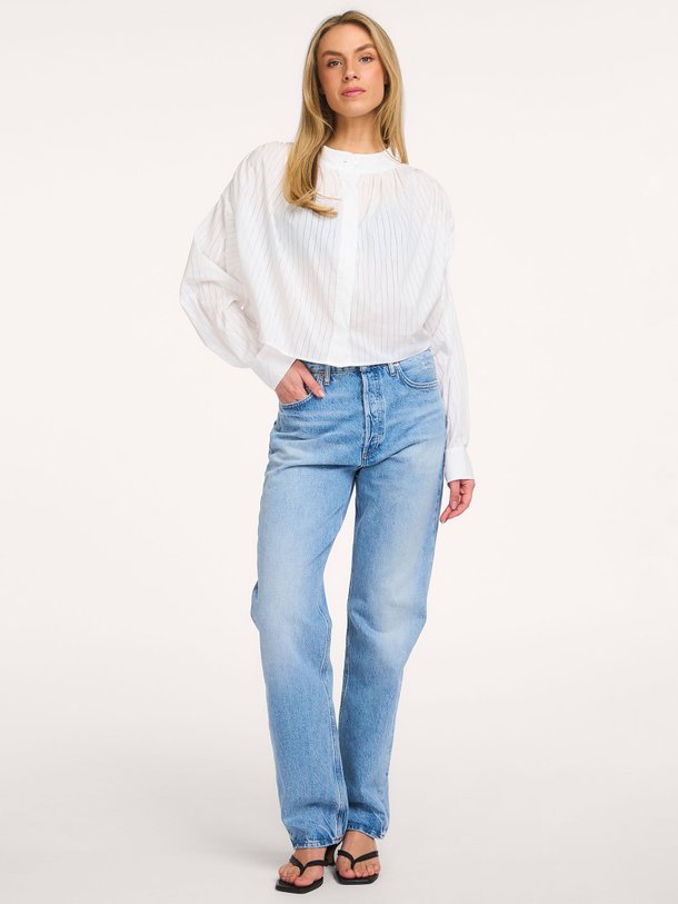 Ontdek de 90's mid waist straight fit non-stretch jeans van Agolde in de kleur Blauw bij Orangebag. Op werkdagen voor 21:45 besteld, morgen in huis.