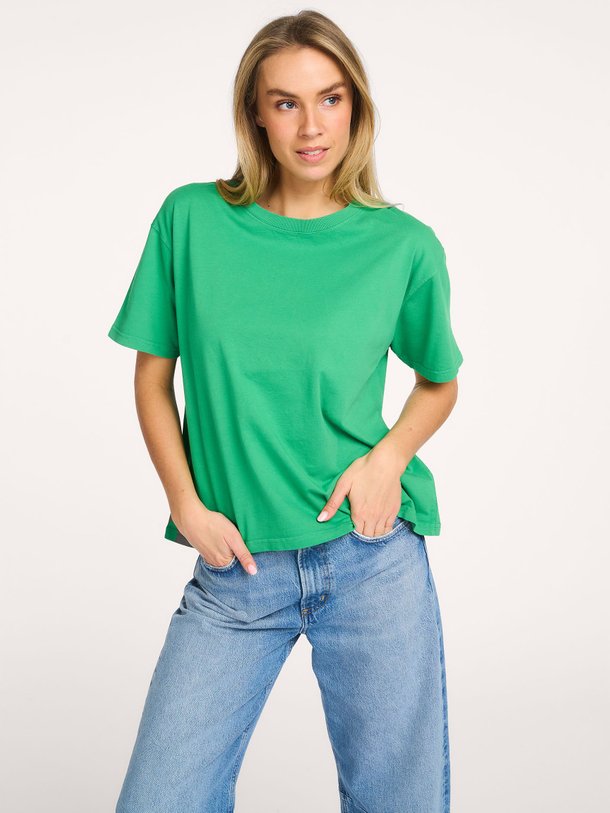 Ontdek de Fizvalley katoenen T-shirt van American Vintage in de kleur Groen bij Orangebag. Op werkdagen voor 21:45 besteld, morgen in huis.