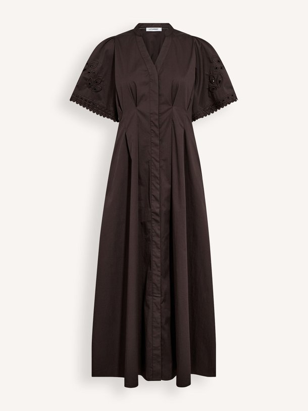 Ontdek de Poppy katoenmix maxi jurk van Co'Couture in de kleur Zwart bij Orangebag. Op werkdagen voor 21:45 besteld, morgen in huis.
