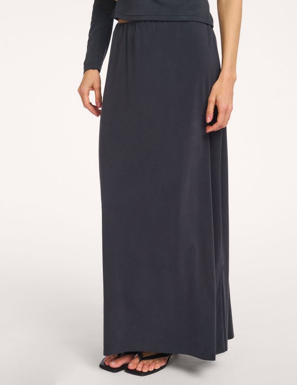 Ontdek de Sasusanna modalmix rok van Samsoe Samsoe in de kleur Zwart bij Orangebag. Op werkdagen voor 21:45 besteld, morgen in huis.