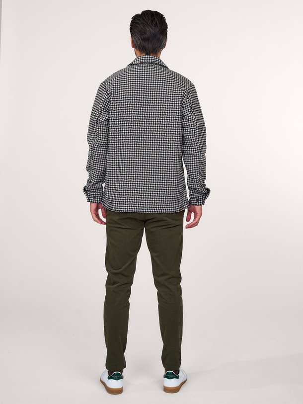 Ontdek de Milian wolmix overshirt met dessin van Les Deux in de kleur zwart bij Orangebag. Op werkdagen voor 21:45 besteld, morgen in huis.