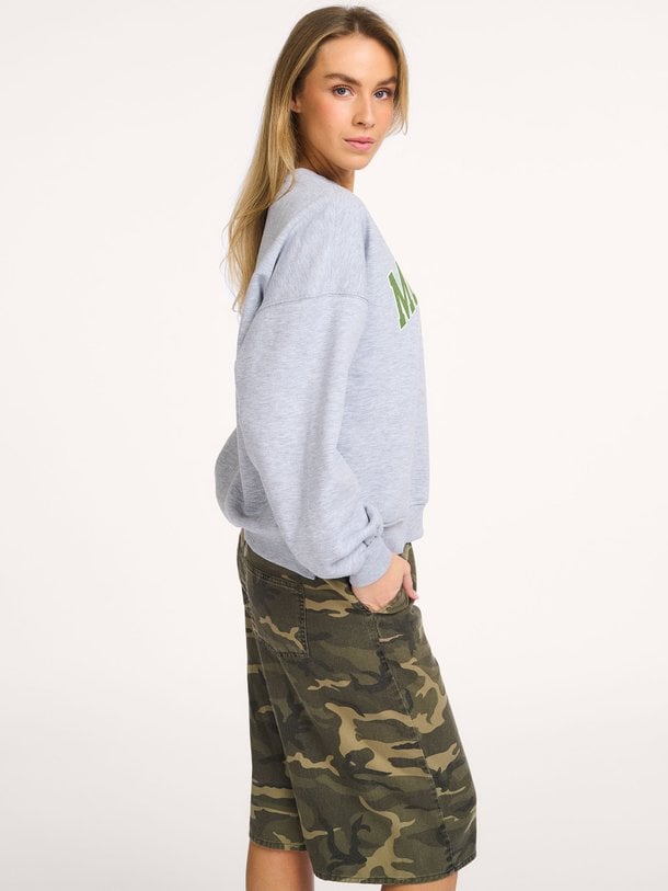 Modstrom Bakir katoenmix sweater met print - Grijs Ontdek de Bakir katoenmix sweater met print van Modstrom in de kleur Grijs bij Orangebag. Op werkdagen voor 21:45 besteld, morgen in huis.