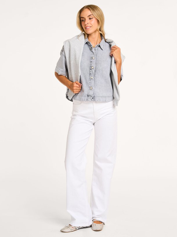 Ontdek de Louis high waist loose fit jeans van My Essential Wardrobe in de kleur wit bij Orangebag. Op werkdagen voor 21:45 besteld, morgen in huis.