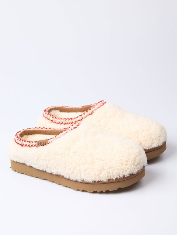 Ontdek de Tasman teddy instappers van Ugg in de kleur ecru bij Orangebag. Op werkdagen voor 21:45 besteld, morgen in huis.