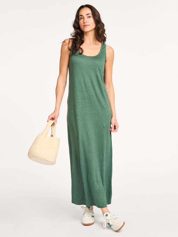 Ontdek de M011 Linnenmix maxi jurk van Majestic Filatures in de kleur groen bij Orangebag. Op werkdagen voor 21:45 besteld, morgen in huis.