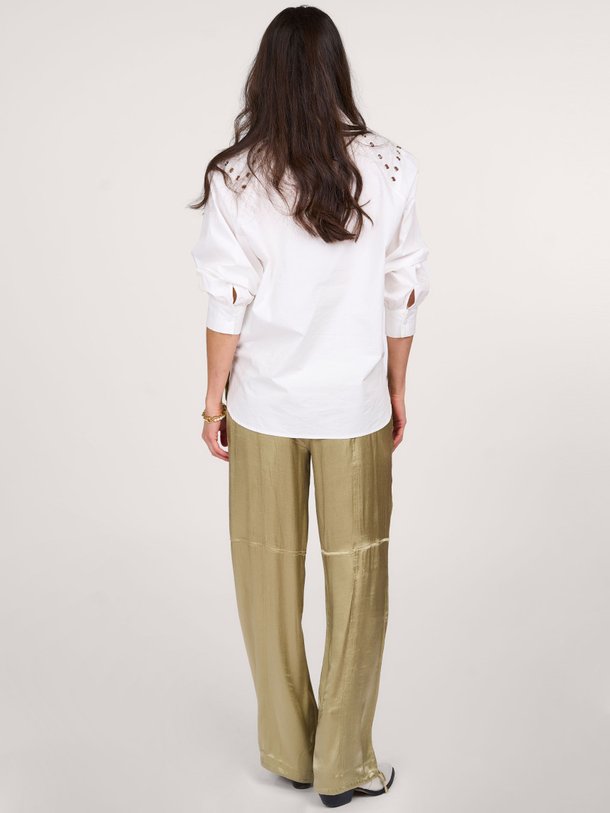 Ontdek de Milano viscose loose fit broek van Modstrom in de kleur olijfgroen bij Orangebag. Op werkdagen voor 21:45 besteld, morgen in huis.