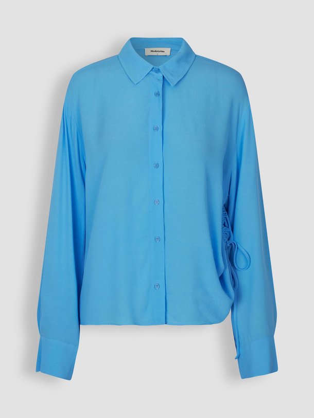 Ontdek de Gelila viscose blouse van Modstrom in de kleur blauw bij Orangebag. Op werkdagen voor 21:45 besteld, morgen in huis.
