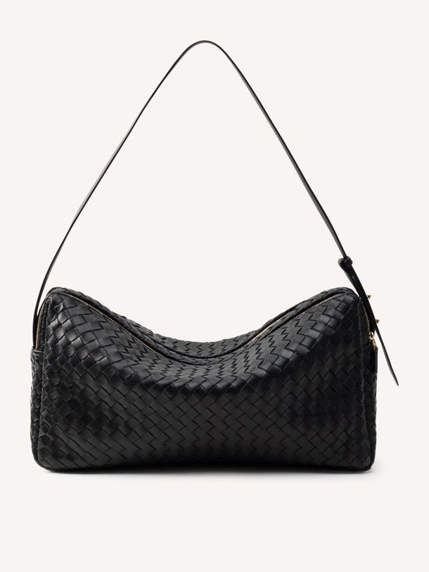 Ontdek de Lederen schoudertas van Elleme in de kleur Zwart bij Orangebag. Op werkdagen voor 21:45 besteld, morgen in huis.