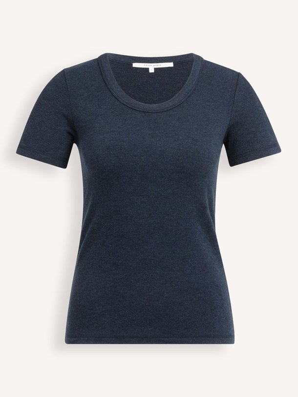 Ontdek de Viscose/katoenmix T-shirt van Yaya in de kleur Donkerblauw bij Orangebag. Op werkdagen voor 21:45 besteld, morgen in huis.