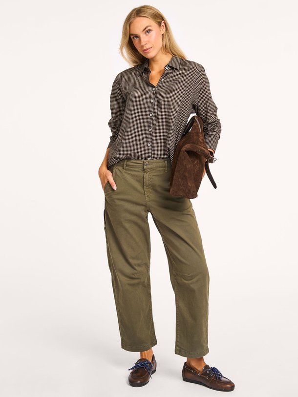 Ontdek de Rancho katoenen broek van Xirena in de kleur Donkergroen bij Orangebag. Op werkdagen voor 21:45 besteld, morgen in huis.