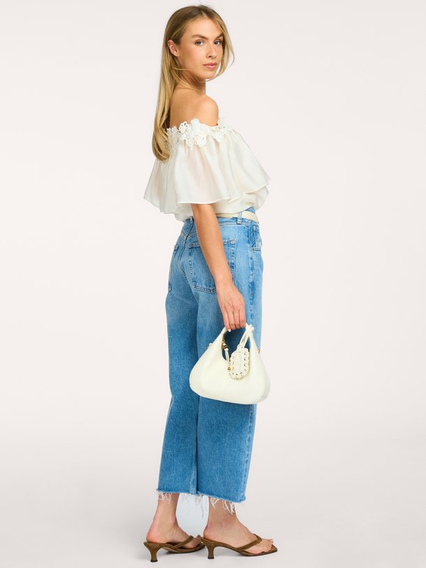 Ontdek de CMMOLLY-BLOUSE van Copenhagen Muse bij Orangebag. Op werkdagen voor 21:45 besteld, morgen in huis.