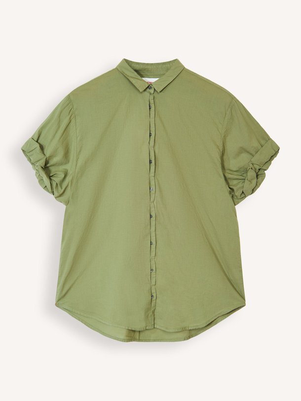 Ontdek de Channing katoenen blouse van Xirena in de kleur Groen bij Orangebag. Op werkdagen voor 21:45 besteld, morgen in huis.