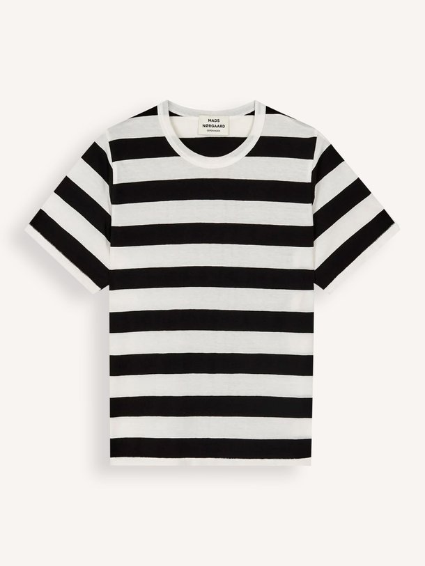 Ontdek de Organic cotton gestreept T-shirt van Mads Norgaard in de kleur zwart bij Orangebag. Op werkdagen voor 21:45 besteld, morgen in huis.