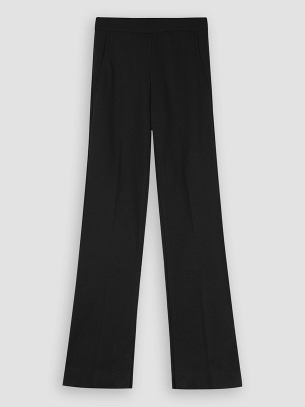 Ontdek de Lowie katoenmix jersey flared broek van By-Bar in de kleur zwart bij Orangebag. Op werkdagen voor 21:45 besteld, morgen in huis.