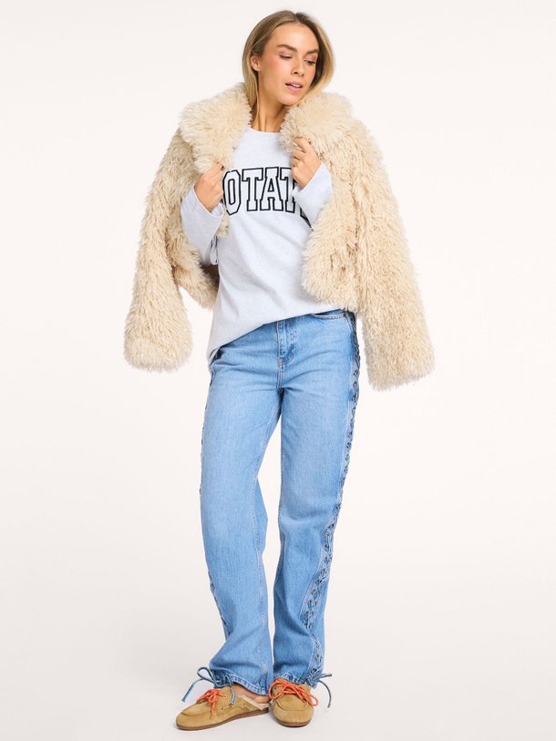 Ontdek de Tinnea organic cotton gemêleerde longsleeve van Rotate Birger Christensen in de kleur Lichtgrijs bij Orangebag. Op werkdagen voor 21:45 besteld, morgen in huis.