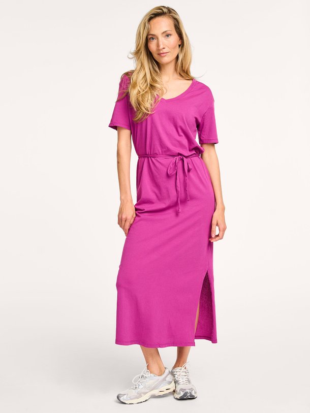 Ontdek de M392 Organic cotton jurk van Majestic Filatures in de kleur paars bij Orangebag. Op werkdagen voor 21:45 besteld, morgen in huis.