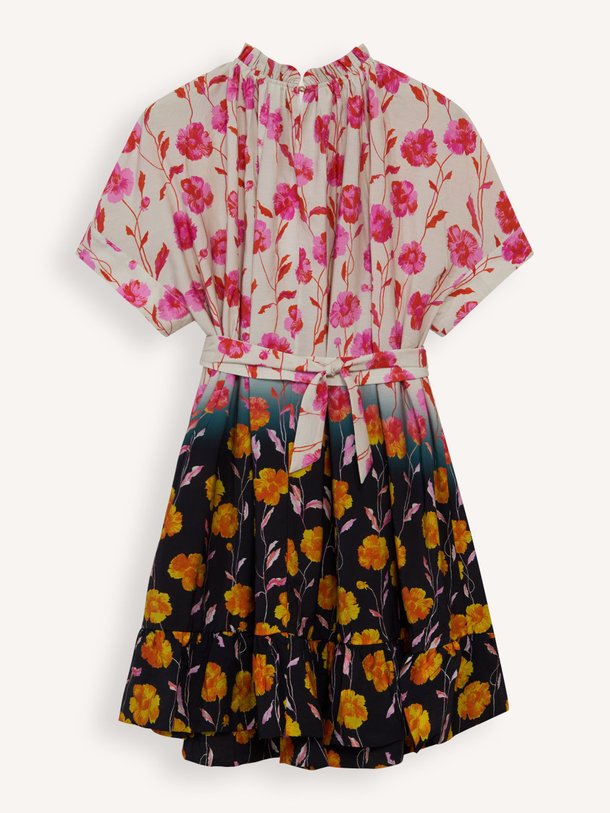 Ontdek de Heliotrope viscosemix jurk met print van Essentiel Antwerp in de kleur roze bij Orangebag. Op werkdagen voor 21:45 besteld, morgen in huis.