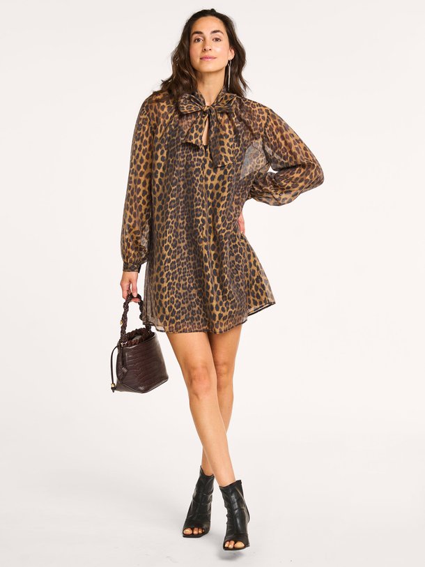 Ontdek de Leigh tencelmix jurk met leopard print van Dante 6 in de kleur Bruin bij Orangebag. Op werkdagen voor 21:45 besteld, morgen in huis.