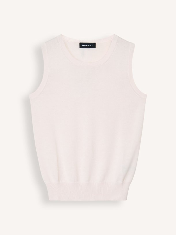 Ontdek de Katoen/viscosemix top van Repeat in de kleur Poeder bij Orangebag. Op werkdagen voor 21:45 besteld, morgen in huis.