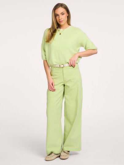 Ontdek de Lani alpacamix trui van Aaiko in de kleur Limegroen bij Orangebag. Op werkdagen voor 21:45 besteld, morgen in huis.