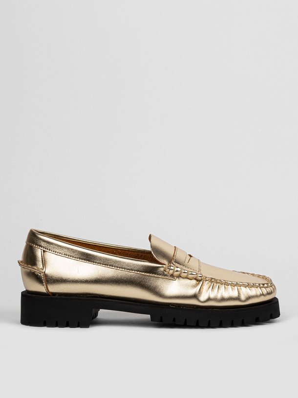 Ontdek de Dan Met Lug lederen metallic loafers van Sebago in de kleur goudkleur bij Orangebag. Op werkdagen voor 21:45 besteld, morgen in huis.