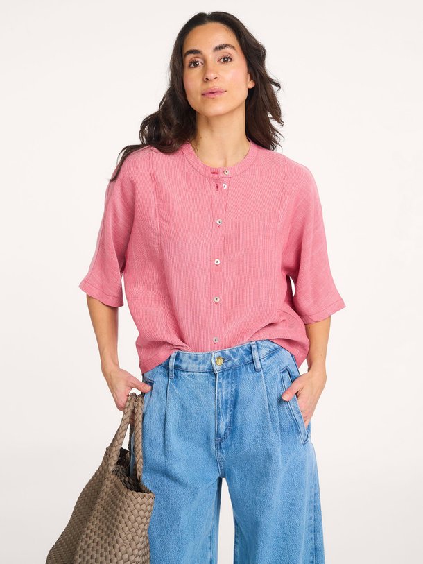 Ontdek de Siem katoenmix blouse van By-Bar in de kleur Rood bij Orangebag. Op werkdagen voor 21:45 besteld, morgen in huis.
