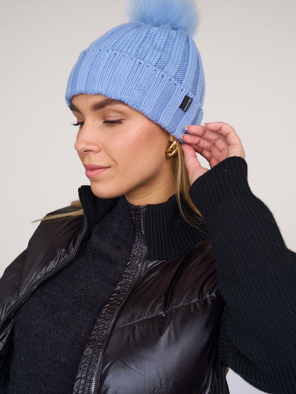 Ontdek de Virgin wollen beanie van Woolrich in de kleur blauw bij Orangebag. Op werkdagen voor 21:45 besteld, morgen in huis.